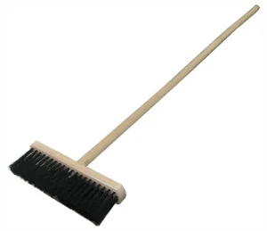 Щётка-швабра 6-и рядная с черенком Щётка-швабра 6-и рядная с черенком