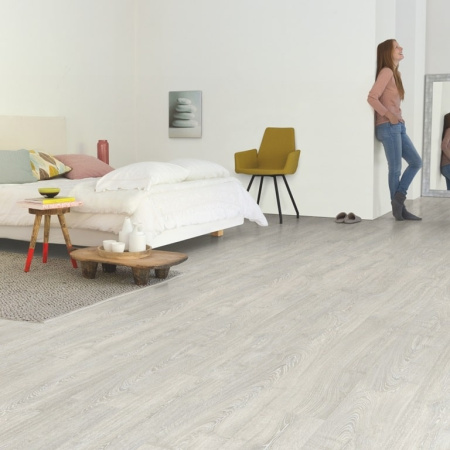 Ламинат Quick Step Impressive IM3560 Дуб фантазийный светло-серый 1380x190x8мм 32класс 1,835м2 (7шт)
